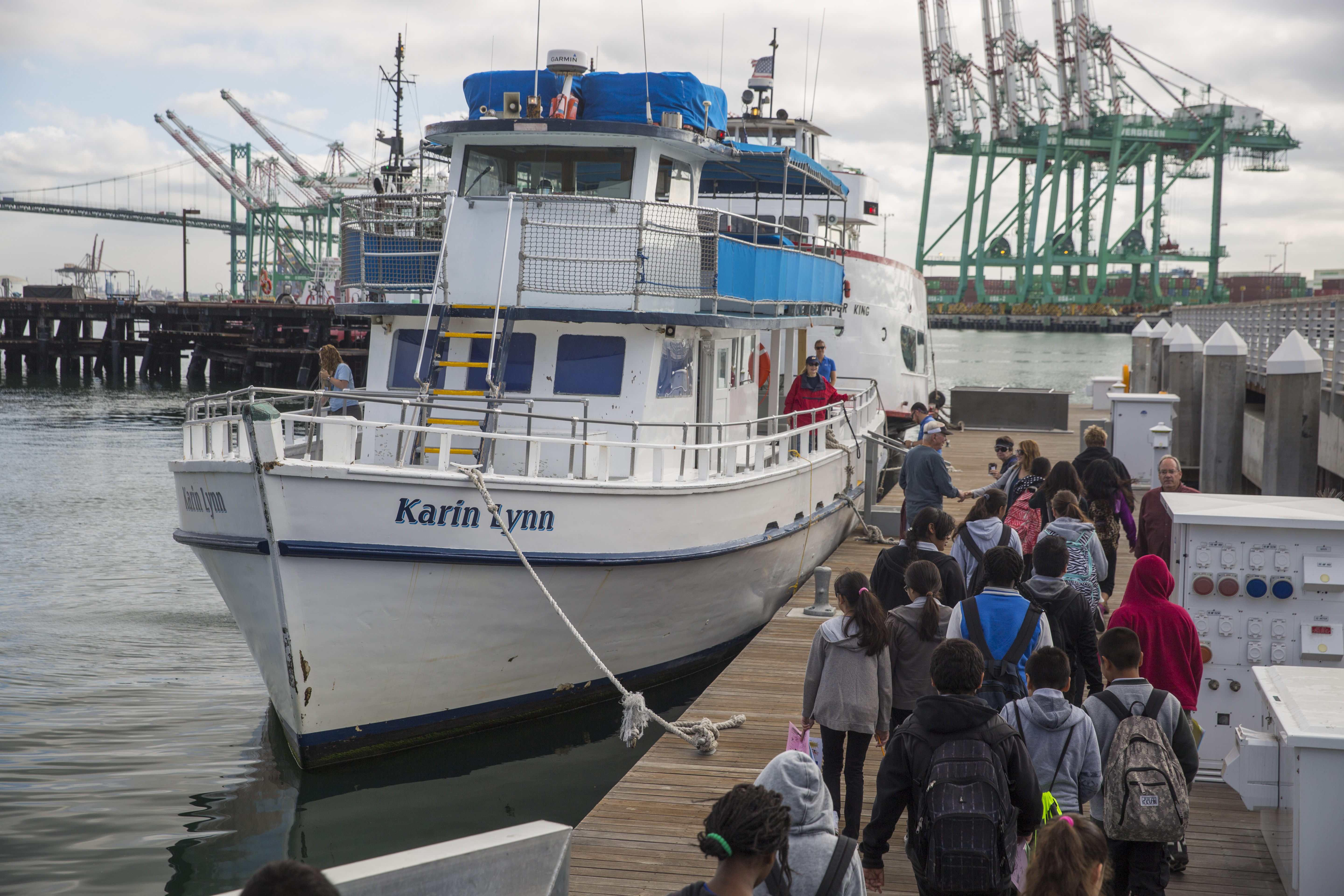 Students Boarding the Marine Science Floating Lab